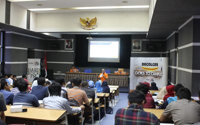 Tingkatkan Skill Public Speaking Melalui Decolgen Goes To Campus with 89.7 Hard Rock FM