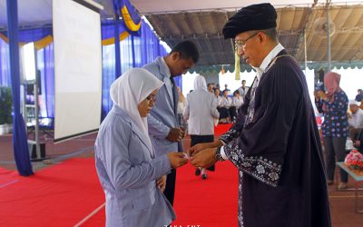 PENS Kukuhkan 898 Mahasiswa Baru 2018