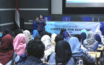 Kembangkan Karakter Mahasiswa, Program Studi Teknik Elektro Industri Gelar kuliah Tamu “ Criteria For Succes”