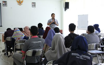 Perdana, PENS Adakan Sekolah Mahasiswa Berprestasi Untuk Persiapkan Calon Mawapres 2019