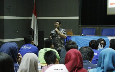 Seminar Kewirausahaan : Tumbuhkan Jiwa Entrepreneur Mahasiswa