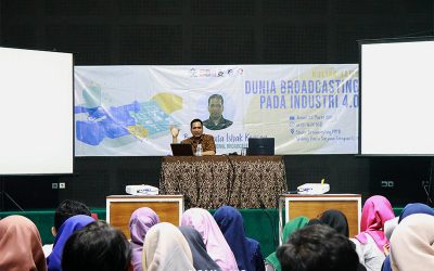 Gelar Kuliah Tamu, Prodi MMB Hadirkan Professional Broadcaster dari Trans 7