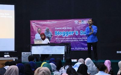 Tingkatkan Motivasi Menulis bagi Mahasiswa, Departemen Multimedia Kreatif Gelar Blogger’s Day