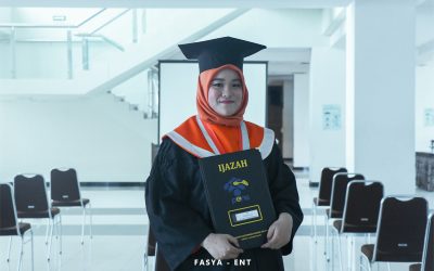 Saydza Atika Rahmah : Mahasiswa Penerima Beasiswa Pascasarjana PENS Lulus dengan Predikat Cumlaude